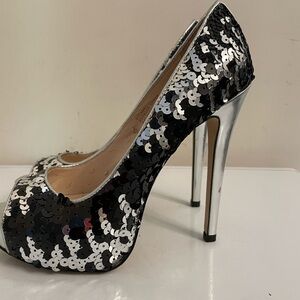 Black and Silver Open-toe Pumps